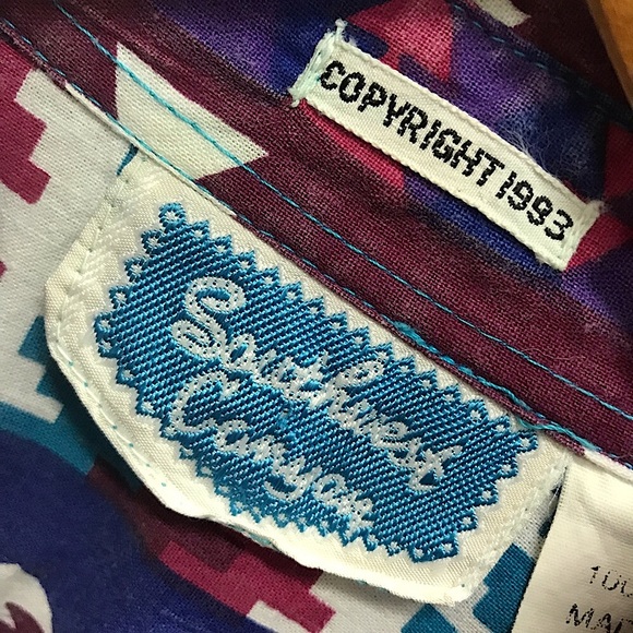 SOLD! Funky Navajo Patterned Shirt - Picture 6 of 7